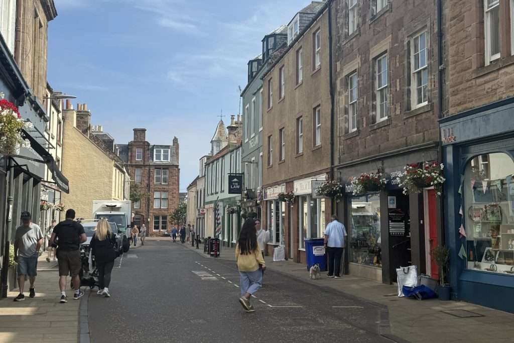 A photo showing North Berwick and the location of the Bright Care branch.
